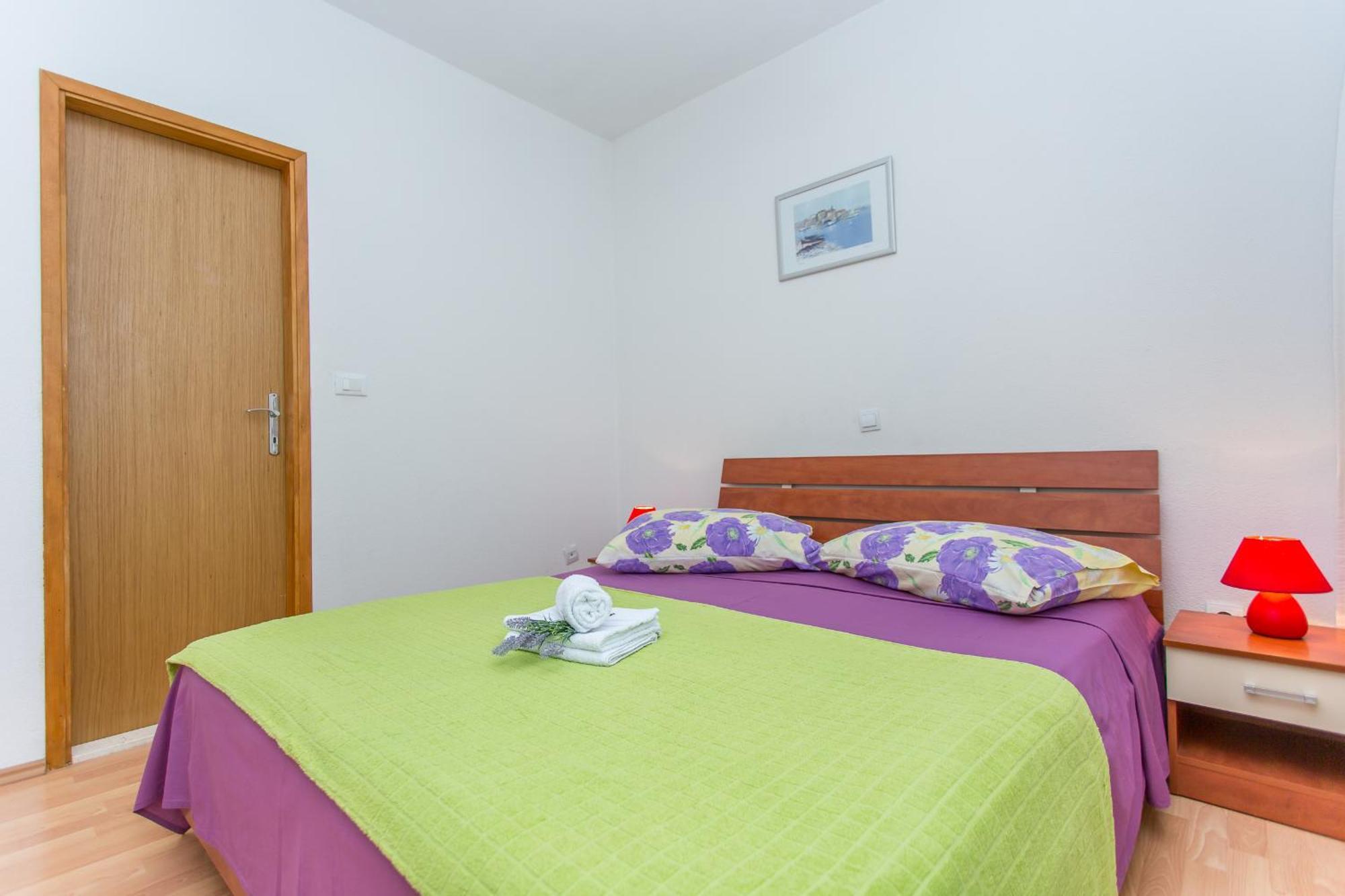 Apartments Grepo Sljeme Makarska Rom bilde