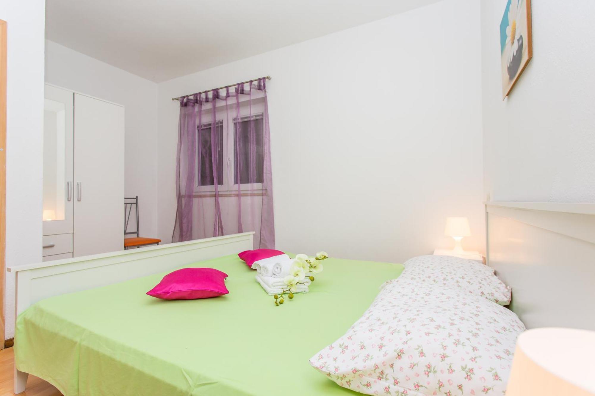 Apartments Grepo Sljeme Makarska Rom bilde