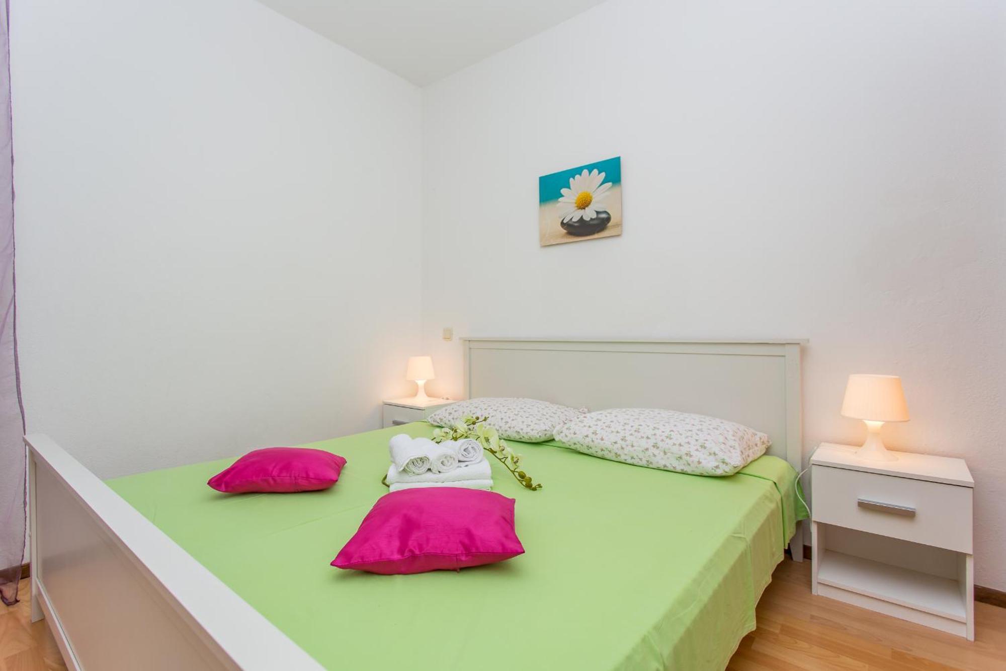 Apartments Grepo Sljeme Makarska Rom bilde