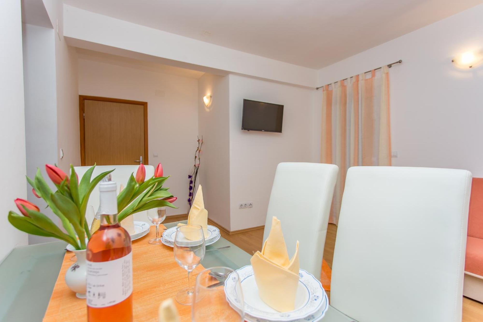 Apartments Grepo Sljeme Makarska Rom bilde