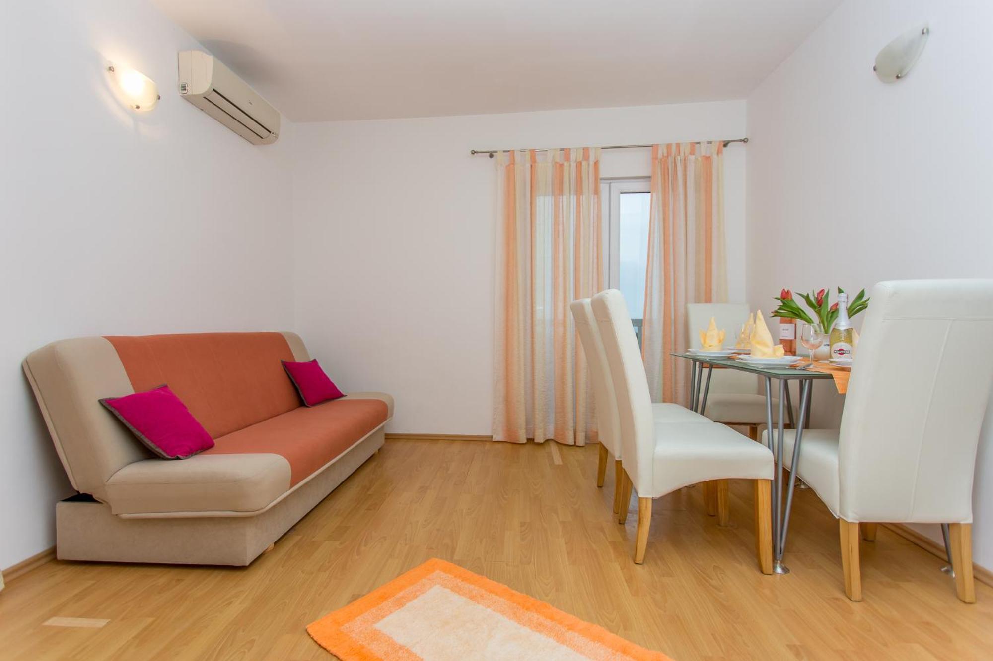 Apartments Grepo Sljeme Makarska Rom bilde